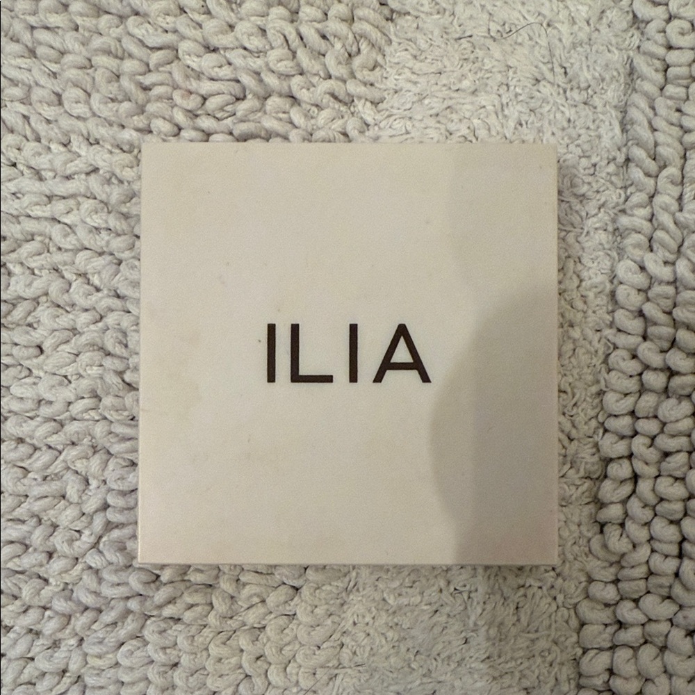 ILIA Eye Shadow Pallette